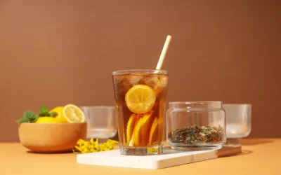 The ultimate guide to black iced tea: preparation, benefits, and flavour combinations