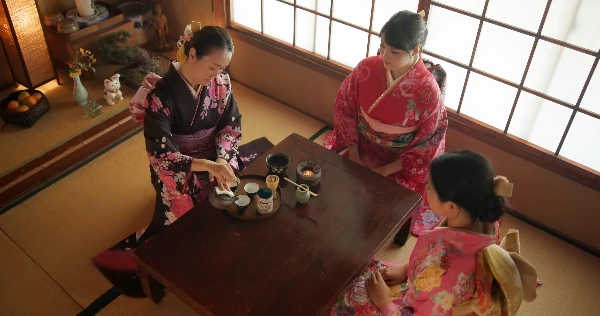 women doing tea ceremony