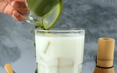 the ultimate guide to making iced matcha boba milk tea at home