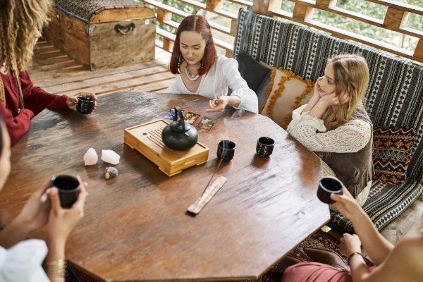 tea culture symbolized by group drinking tea